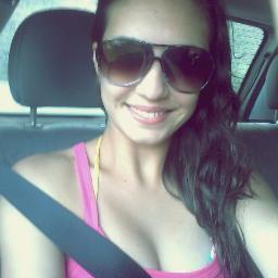 17 anos, noiva, gremista, libriana. Amo minha família, e principalmente, meu amorzão.. @leite_mateus s2