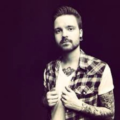MattyyMullins's profile picture. Its Matty! I play for a band called Memphis May Fire and I fuck bitches 
|RP|