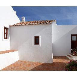 ...se te preocupas con tu huella ecologica, te gusta hacer rutas... visitanos....
Estamos cerca del Guadiana, em Castro Marim....