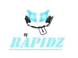 I AM A 13 YEAR OLD DJ AND A COD GAMER I PREFER TREYARCH