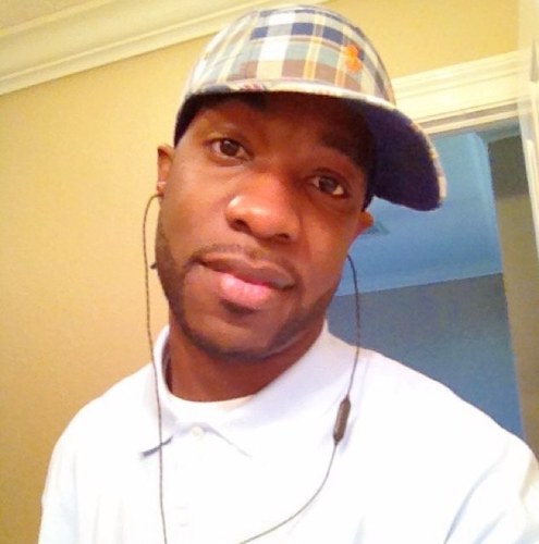 RLRaisedMe's profile picture. i wont hate on u......so dont hate on me & we good. ima get mine regardless.