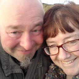 daveanneco's profile picture. 