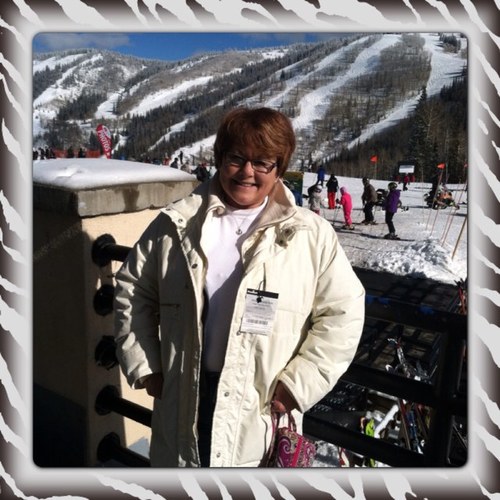 macmom10's profile picture. Dr. Nurse, Mom, and very opinionated ⚓️