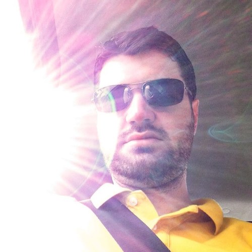 Father, husband, Canadian, chemist, autodidact, game player, Canuck fan, tech and sartorial enthusiast. Poor bio writer.