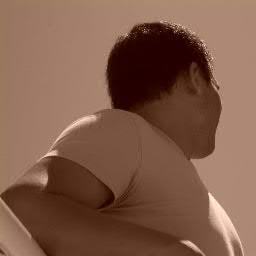 Me encanta el aire libre, los deportes, la música, el baile, tocar guitarra... y disfrutar la vida....