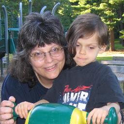 Artist/poet/kidlit writer (12x12, SCBWI). retired lawyer, bibliomaniac, homeschooling mom of ev. bio. & paleontology geek & wife to a self-described uber-geek.