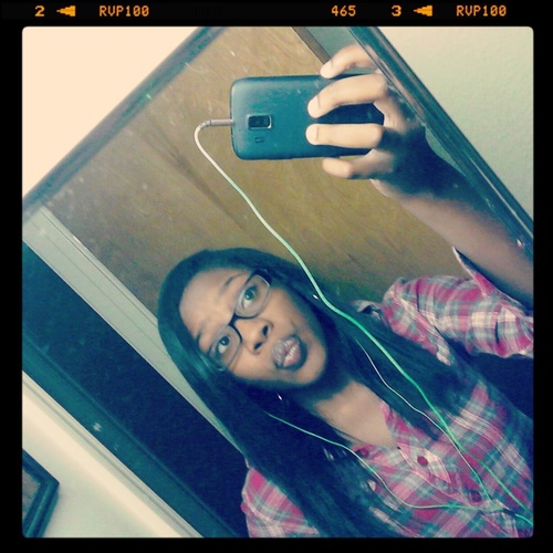 faith9989's profile picture. WATZ GUD!!! im blowin out my bday candlies october 21, i love chris brown and trey songz #TeamLibra all day everyday