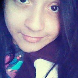 soy una niña, soy directioner me gusta COMER! :D y hacer ejercicio estar en la compu escuchando musica