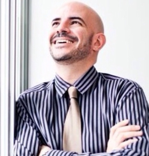 Twitter Oficial. Director de teatro, Productor General de ROJO, YO SOY y EUP. Facebook Oficial: https://t.co/fmlog0ey