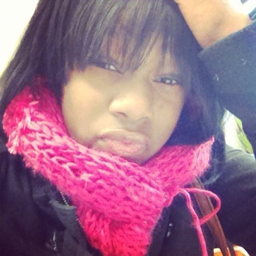 Janiya jada , TeamiPhone , 16 , Junior @ Jfk , Follow me on IG @janiya_lovee
