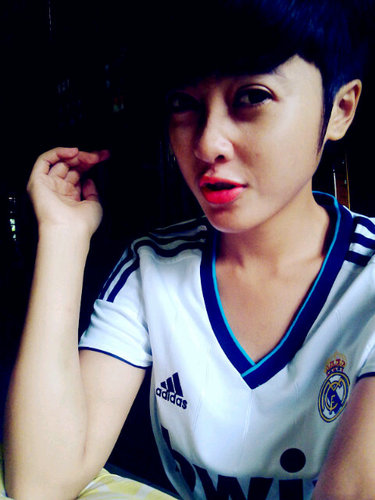 InggitIndah2's profile picture. Happy Ever After ♥ @aryascope (´⌣`ʃƪ)