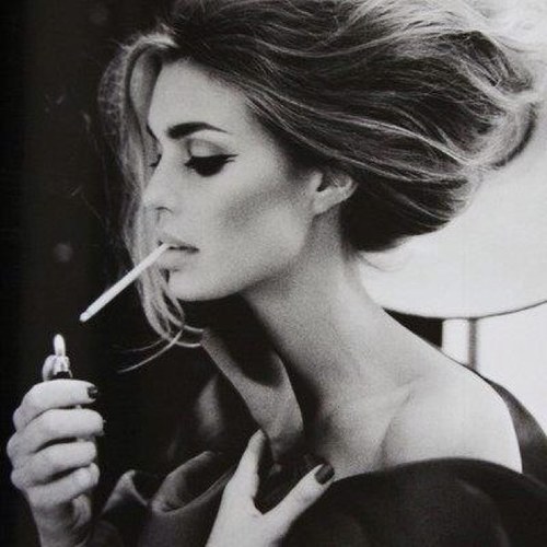 mavis_1988's profile picture. ruhu göçebe-ekonomist- Galatasaraylı- istanbula aşık