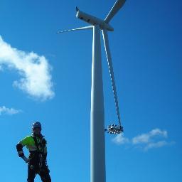 Wind power engineer and Tesla fanboy.