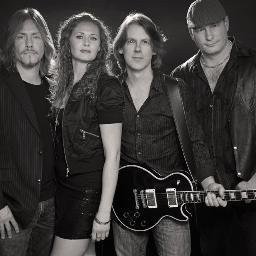 ‘BIG CRUSH’ - A Canadian female fronted original blues/rock recording act. Killer vocals top a hard hitting, heavy riffing band!