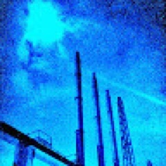 fracremonese's profile picture. 0MRKT si legge zeromarket. Qui: @0MRKT