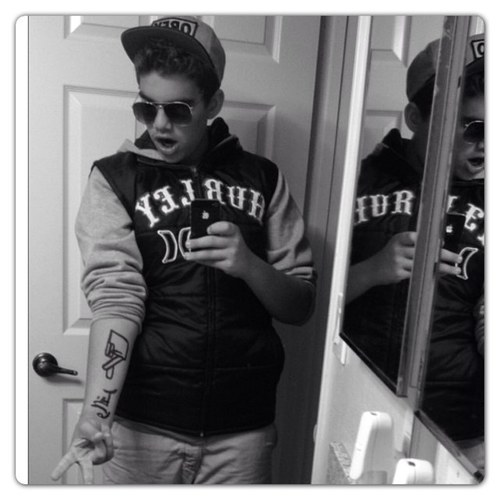 I am a Zswagger, Bellarina, Arianator, Directioner,  belieber  , Janoskianator, Allinator ,Simpsonizer, Brat 7/9 of them follow :)