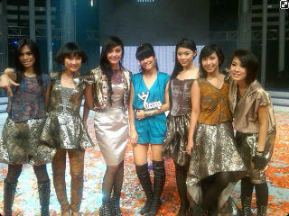 We Are ICONIA!
We Love @7_ICONS!