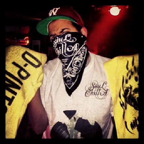 D__Pinto's profile picture. Reggae/Dancehall Singer from Calabria #YoungGunTheEP --- http://t.co/qFmiqf0t #TeamJamaica #MujinaFamily