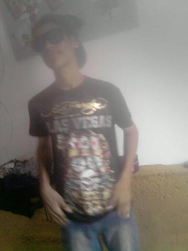 me segue Sigo de volta..a não ser que vc seja um alienigena.kkk..