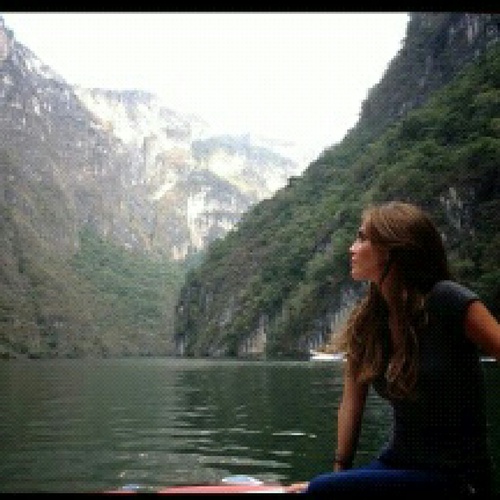 AnaGandarillas1's profile picture. Cosecha del 95