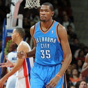 I like NBA and basketball! A big fan of Kevin Durant!