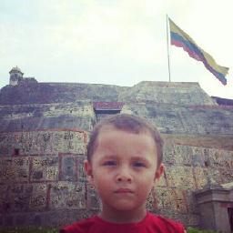 johnjatoloza's profile picture. No hay nada mas rico que descansar al lado de los que quieres