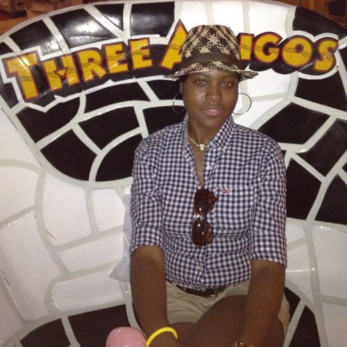 MissTee305's profile picture. 