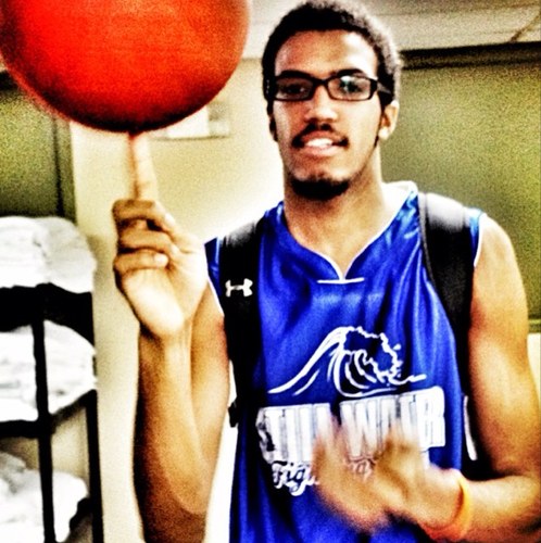 AllanMabrouki's profile picture. Fight for what you want 
Fight for what you deserve !