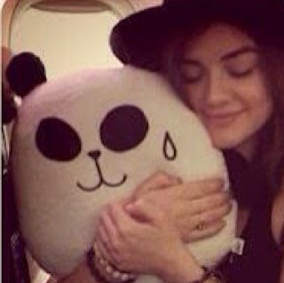 EverythingI_own's profile picture. Tweets, more tweets, more and more tweets :) Sad, happy, funny, lovey-dovey, sarcastic, and so much more.