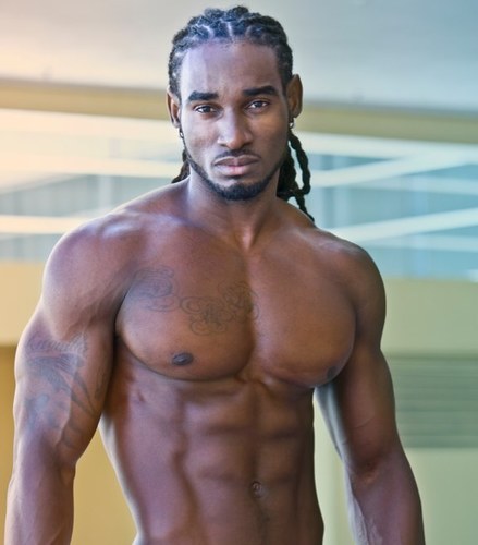 Fitness Model & Personal Trainer --- MuscleMania Fitness Model Champion--- IG @duquainebrooks --- bbpin: 29b11b55