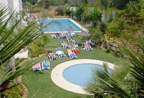 La Maestranza – A luxury penthouse available to rent located in Puerto Banus, Spain