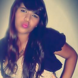 Por que eu deveria me importar com o que os outros pensam de mim? Eu sou quem eu sou e quem eu quero ser. ;D