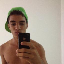 Alegre, Feliz, Determinado, Sonhador, Guerreiro, Parceiro, Ousado e Filho de #DEUS.