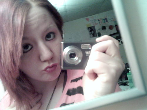 Asher Roth, Mac Miller, Machine Gun Kelly, Linkin Park// I love Skateboarding// Single//I.D.G.A.F//