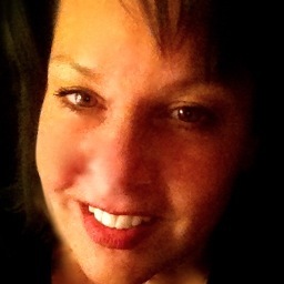 eileenolmos's profile picture. 