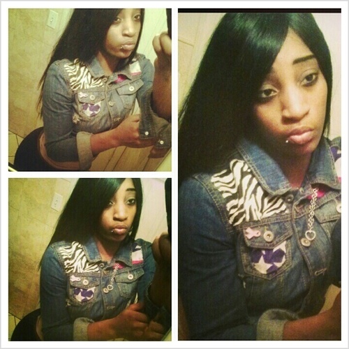 Model is,my life. all bout,my son & my $$$..#team lesbian #team capricorn ...fwm ...follow my best @fckyouhoe_