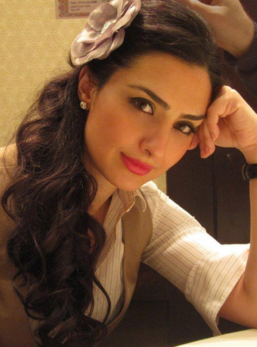 Law Graduate, with an interest in International Arbitration - Loves Cats & Travel & a self confessed Choloholic.