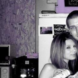 yasmineben14's profile picture. 