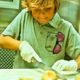 Little Foodie with a Big Appetite. Food Critic and Chef-in-Training. Currently Apprenticing at Comme Ça - Las Vegas. Follow me as I chase my dream.