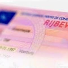Wij staan garant voor hoge kwaliteit en verzorgen hoogwaardige rijlessen in verschillende talen!
Nederlands | Russisch | Farsi | Dari | Pashto