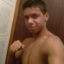 sou da maromba e gosto de curti um fut com a melkada