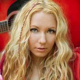 This is a twitter fan page for the lovely and talented Alina Smith. Please follow & be an #Alinatic! Watch Alina: http://t.co/AIF1LM6I FOLLOW ALINA: @alinamusic