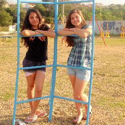 twitter da:@Demoniaa_  @20_enloukece e @jenifer_rocha1  *--*
