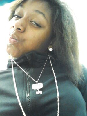 R.iP. to Que & All The Udda Bank Heads Thats Gone! Free my mom! R.i.p GRANNIE Cuff Ya Niggas Drew SNATCHING SHIT!