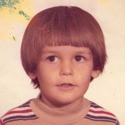 Techwormguy's profile picture. Guy who loves technology!  Will help you with your tech questions! Also free giveaways weekly!