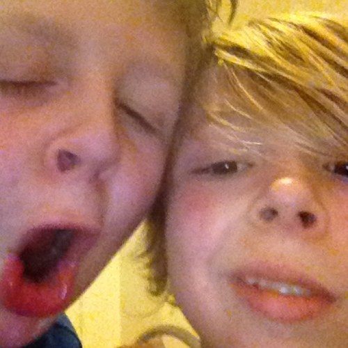 This is twitter for the hit facebook page Rad's Free Time.