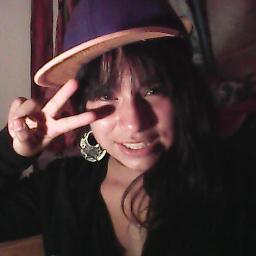 Hola♥..Sigueme♥ Em , tengo 12 años , me gusta salir* & nose.. Yo AMO matt Hunter*w*
 & si tenes una duda aseme una pregunta Aqui
http://t.co/WIcbQhdqYJ