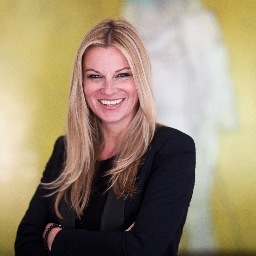 Interior designer passionate about fabric, texture, furniture, travel, finishes, sharing exquisite finds and fun!