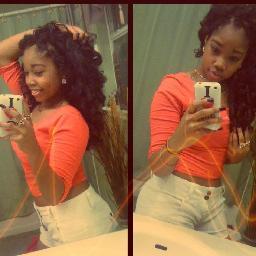 ( ; Loving  God And Loving Music !
Soooo  FOLLOWWWWW MEEEEEE !!