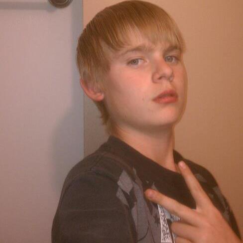 DouglesYo's profile picture. 